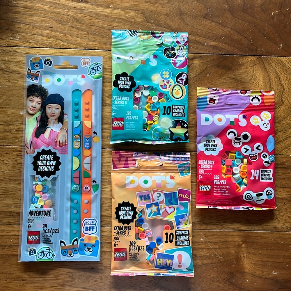 Lego Dots bracelet set with 3 packs of extra Dots (retired)